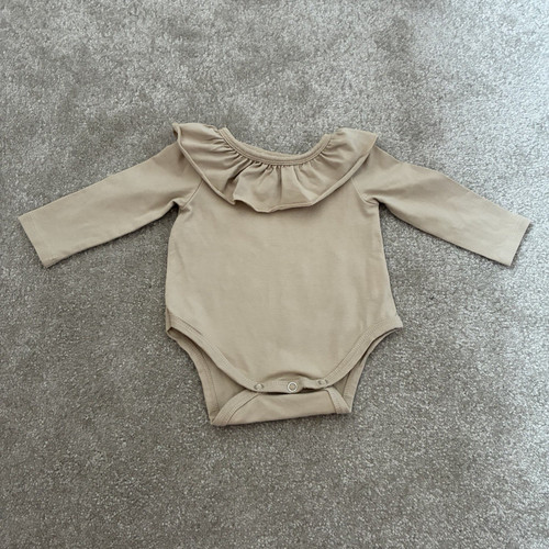 Beige ruffle neck - beige,